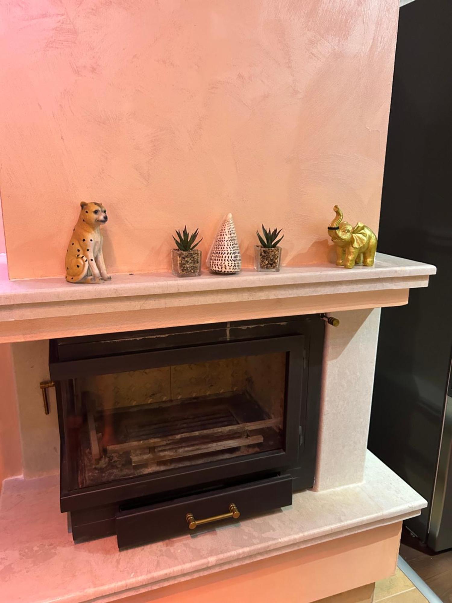 2-Bedroom, 2-Bathroom With Fireplace And Garden At Winslow Infinity バンスコ エクステリア 写真