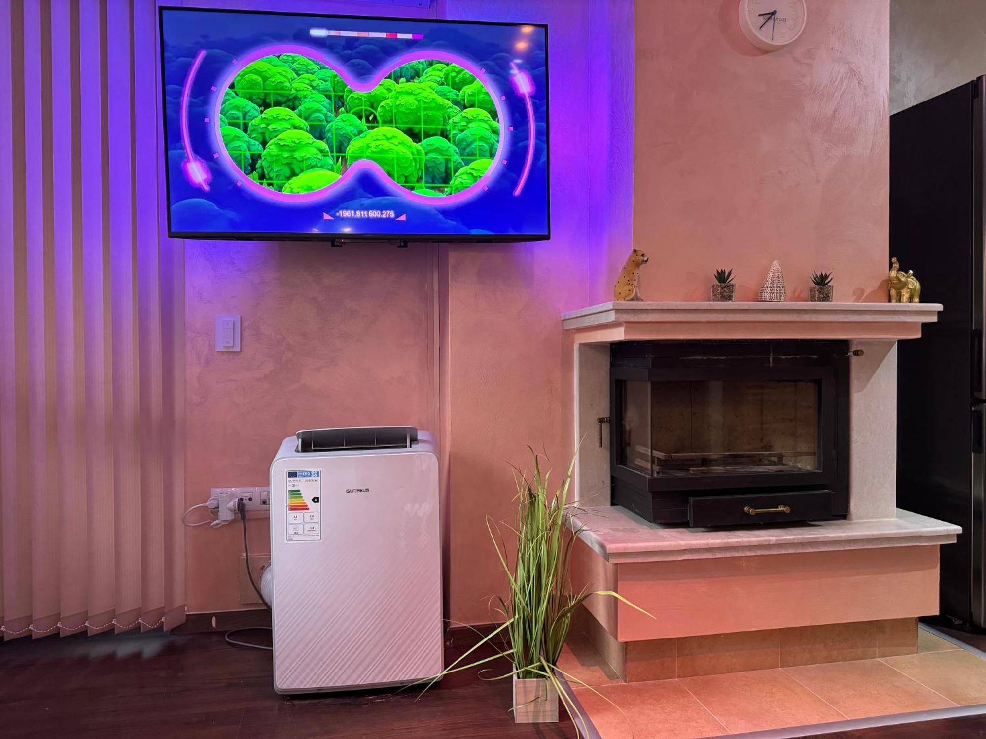 2-Bedroom, 2-Bathroom With Fireplace And Garden At Winslow Infinity バンスコ エクステリア 写真