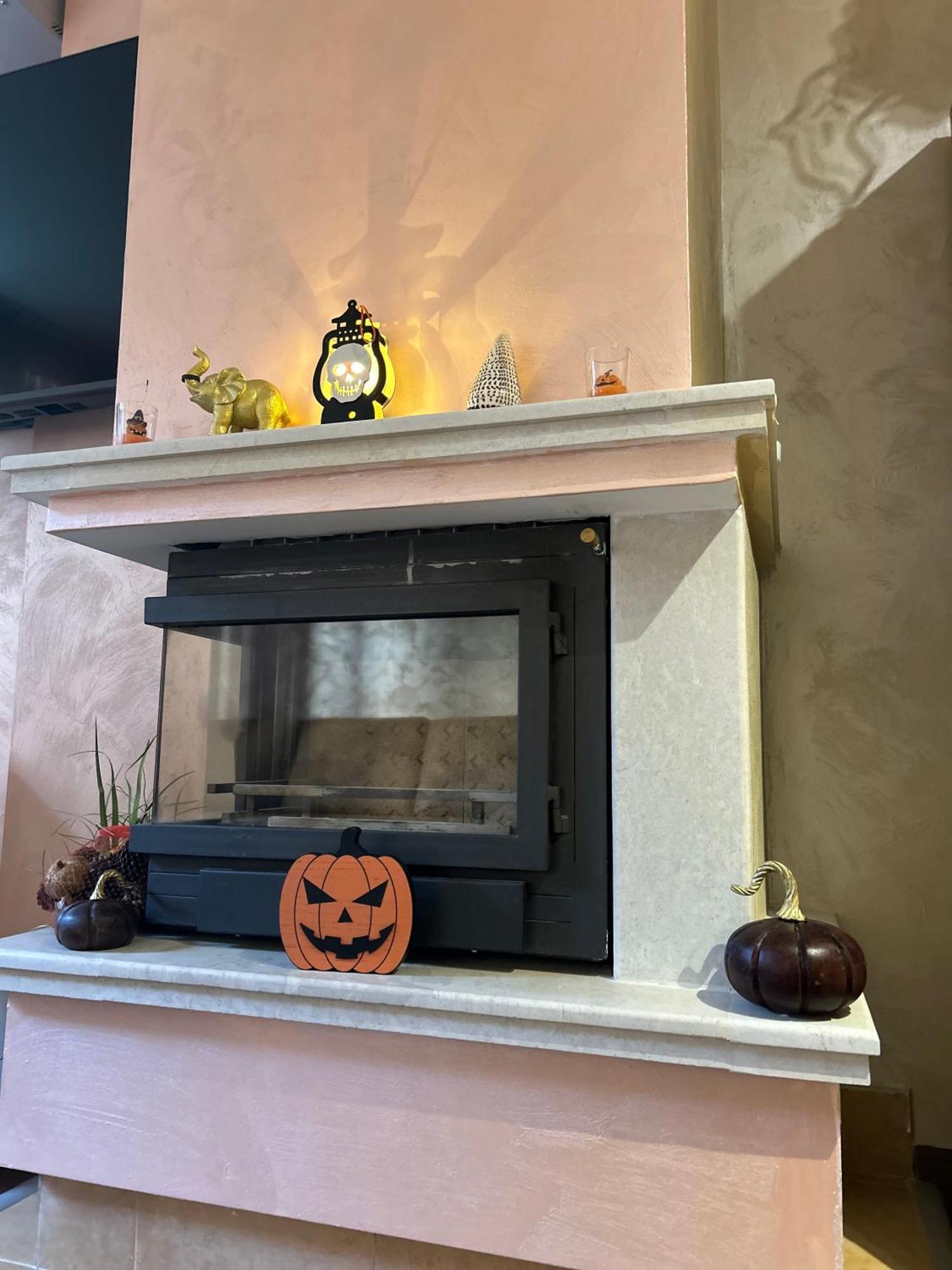 2-Bedroom, 2-Bathroom With Fireplace And Garden At Winslow Infinity バンスコ エクステリア 写真